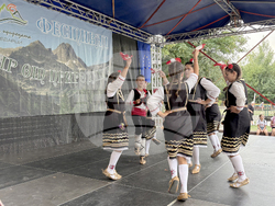 Село Говедарци - фолклорен фестивал „Дар от природата“