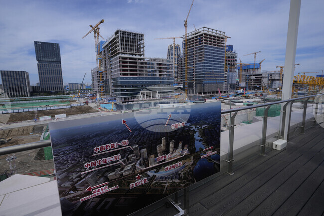 Цените на новите жилища в Китай спадат с най-бърз темп от 11 месеца насам