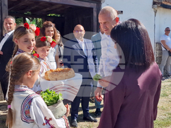 Село Побит камък - Румен Радев - събор