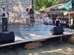 Село Побит камък - събор