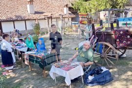 Село Побит камък - Румен Радев - събор