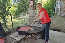 Село Логодаж - фестивал на лютеницата