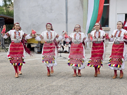 Село Логодаж - фестивал на лютеницата