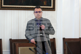 Парламент -  Комисия по външна политика