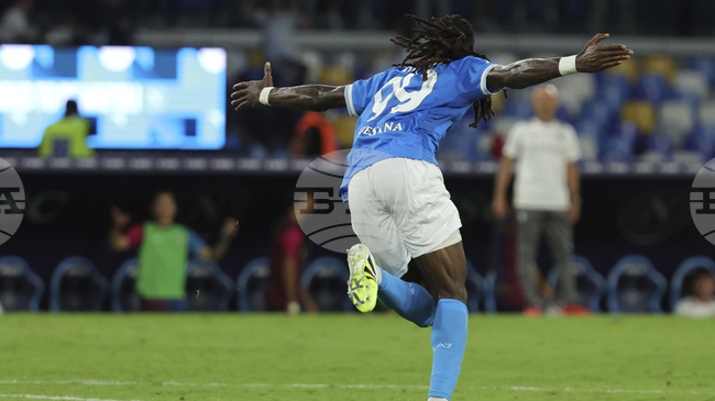 Халфът на Наполи Ангиса ще бъде извън терените няколко месеца заради контузия