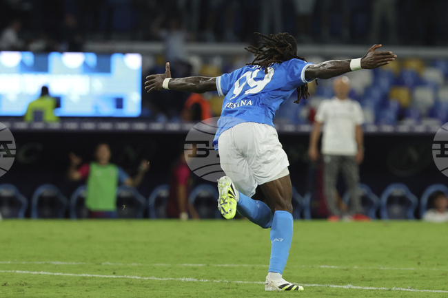 Халфът на Наполи Ангиса ще бъде извън терените няколко месеца заради контузия