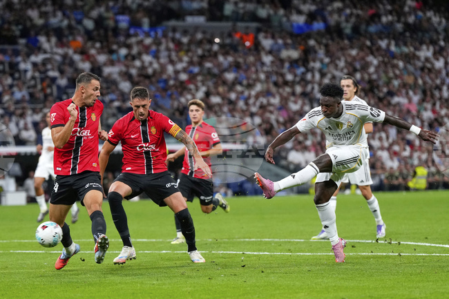 Майорка направи обрат срещу Севиля в шампионата на Испания