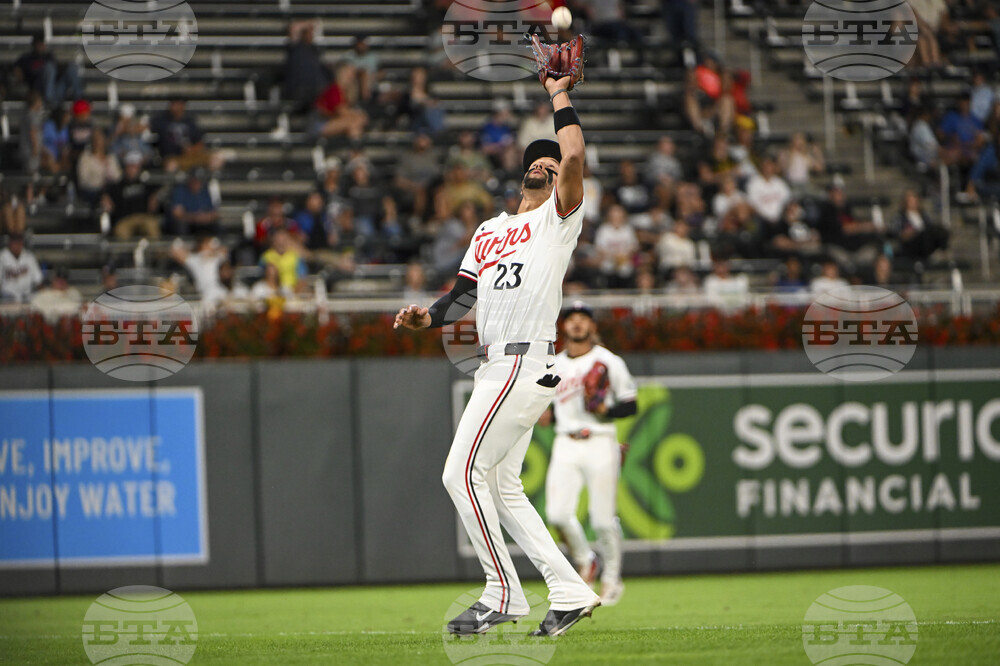 Padres Twins Baseball