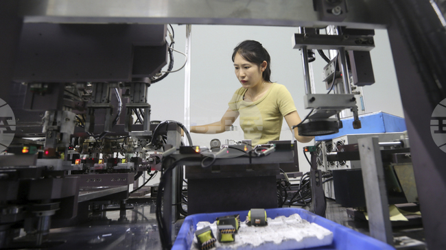 Слабото търсене оказва натиск върху доверието в китайската промишленост