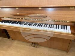 Търговище - на Второ СУ - пиано по проекта