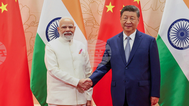 Си Цзинпин поздрави индийския си колега по случай Деня на републиката