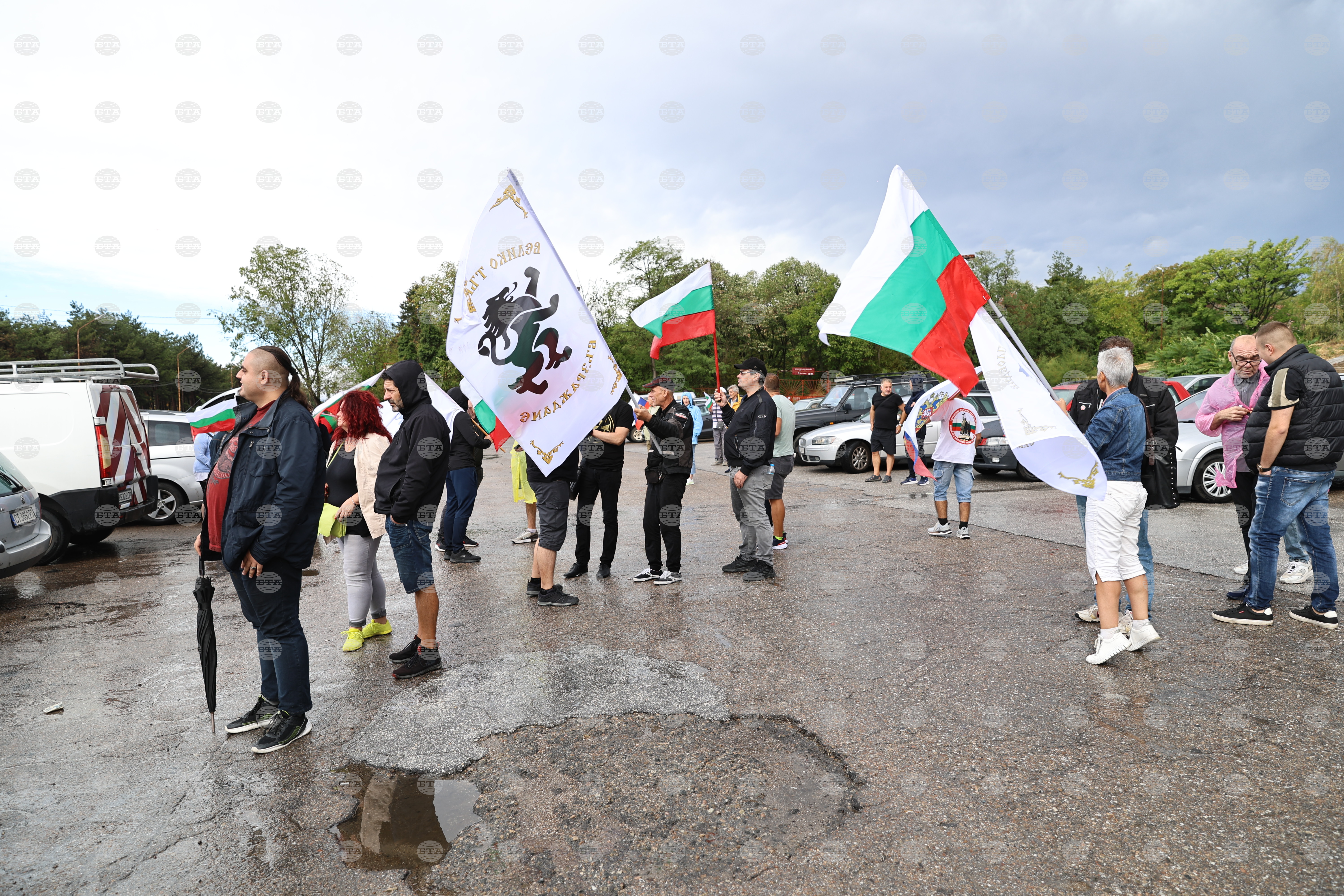 Opposition Supporters Protest ahead of EC President’s Visit to VMZ Ordnance Plant