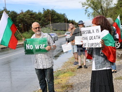 Сопот - „Възраждане" - протест