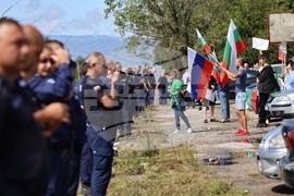 Сопот - „Възраждане" - протест