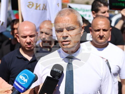 Сопот - „Възраждане" - протест