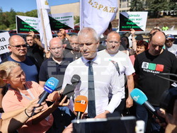 Сопот - „Възраждане" - протест