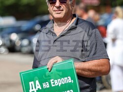 Сопот - „Възраждане" - протест