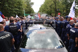Сопот - „Възраждане" - протест