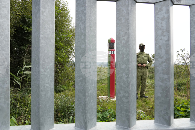 Полското правителство заяви, че e отчело повишена активност на дронове близо до границата с Беларус