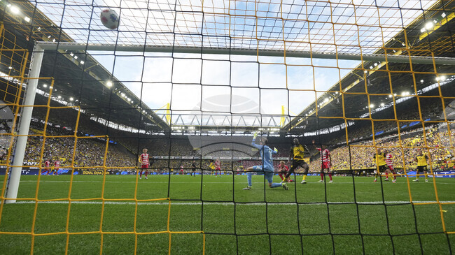 Следващият сезон в Бундеслигата ще започне по-късно от обичайното заради световното първенство по футбол