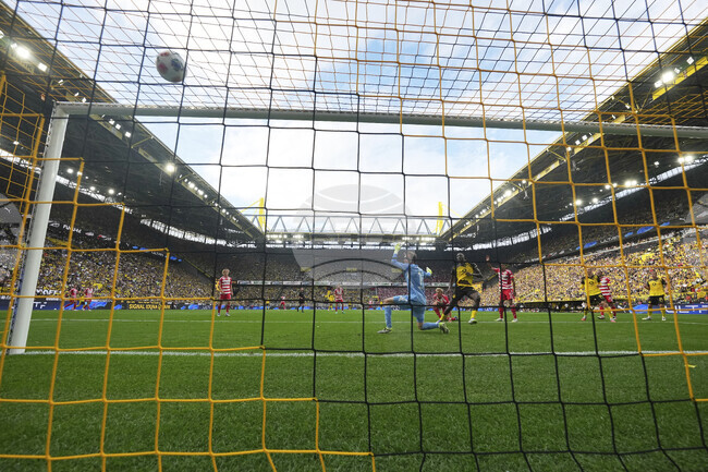 Следващият сезон в Бундеслигата ще започне по-късно от обичайното заради световното първенство по футбол