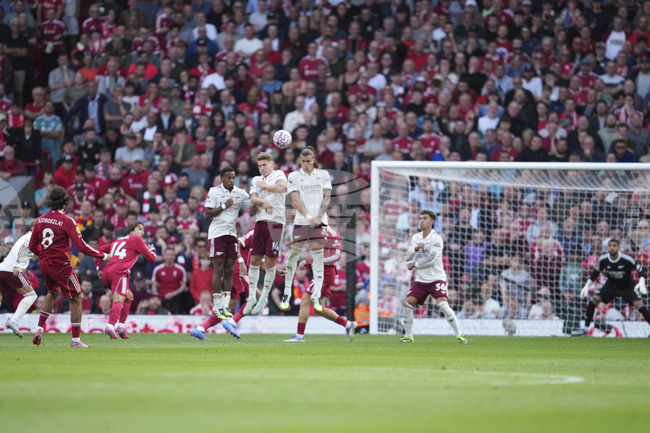 Доминик Собослай изведе Ливърпул до победа срещу Арсенал с красив гол от далечно разстояние