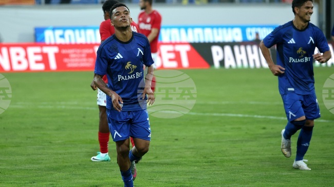 Левски с лесна победа в Монтана, „сините“ решиха мача в Северозападна България с три гола за 25 минути