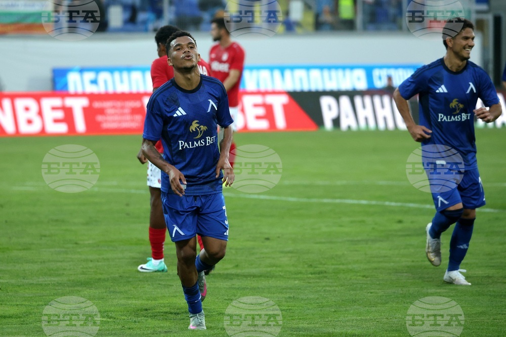 Левски с лесна победа в Монтана, „сините“ решиха мача в Северозападна България с три гола за 25 минути