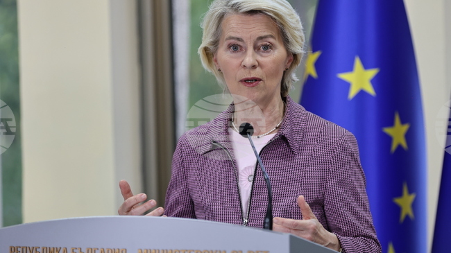 Bulgaria Can Be Proud of What It Achieved, EC President Says ahead of Country's Euro Adoption