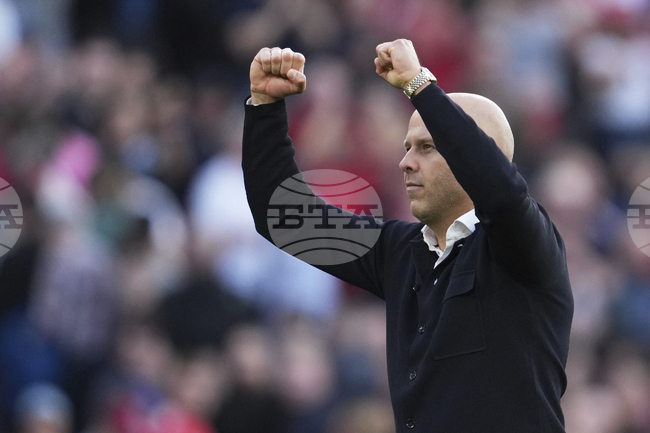 Мениджърът на Ливърпул Слот хвали манталитета на отбора след трудната победа над Арсенал