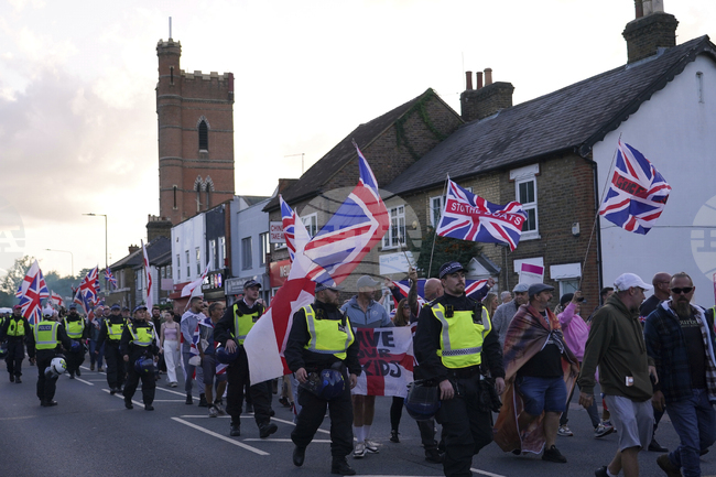  Британската общественост е по-строга към имиграцията от американците, показва ново проучване