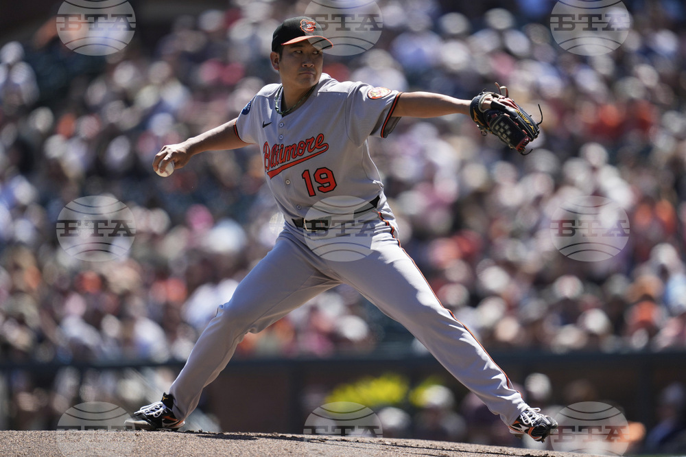 Orioles Giants Baseball