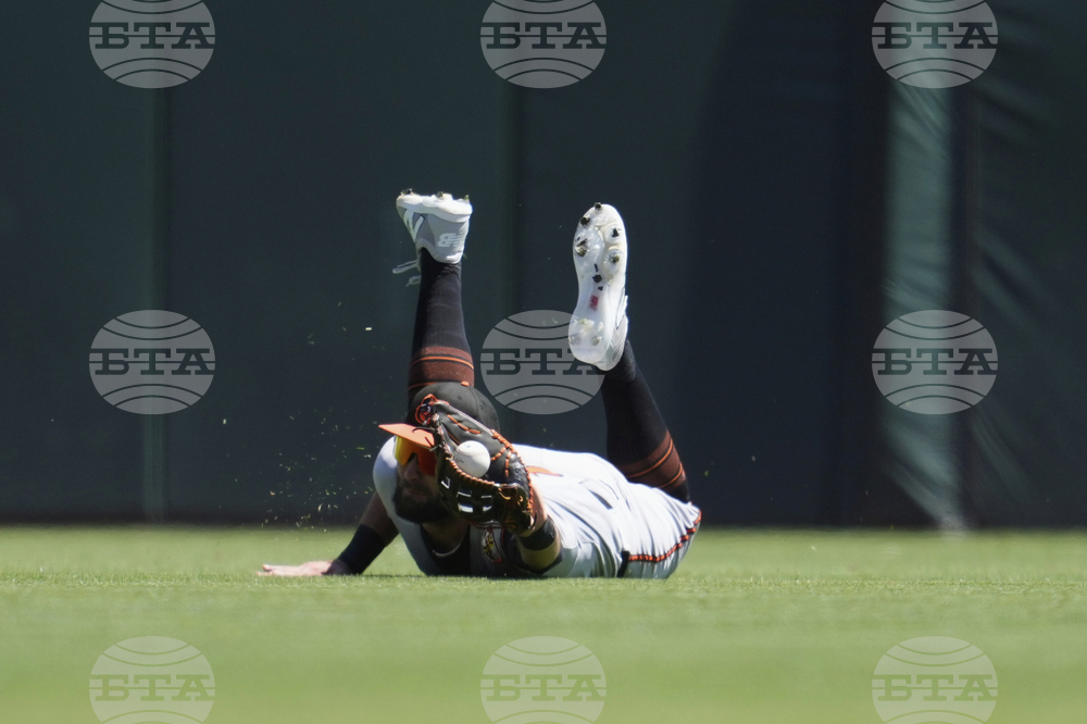 Orioles Giants Baseball