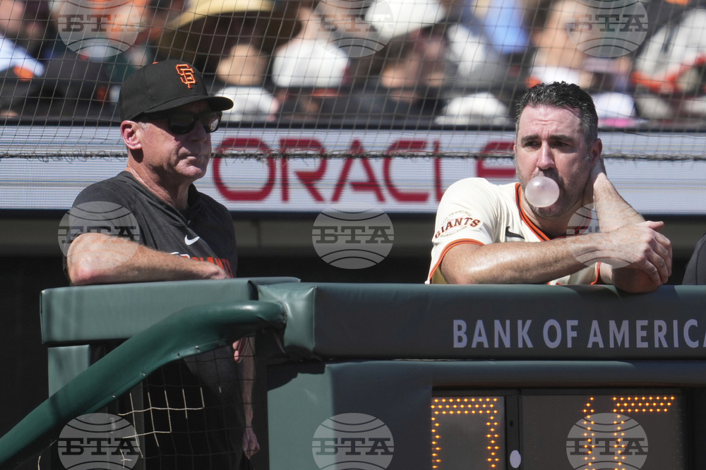 Orioles Giants Baseball
