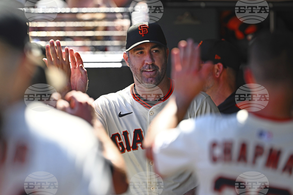 Orioles Giants Baseball