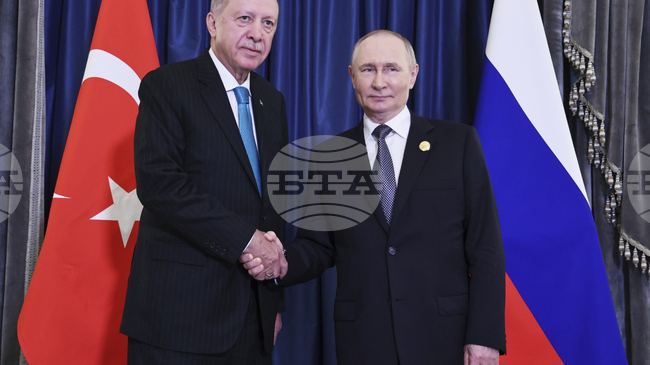 Путин и Ердоган обсъдиха мирния план за Украйна в телефонен разговор, заяви Кремъл