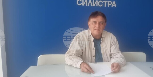 Книгата "Еделвайси в равнината" разказва историята на организирания туризъм в Силистренския край