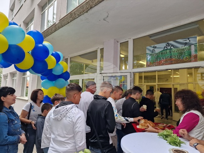 Спортното училище в Разград откри тържествено новата учебна година