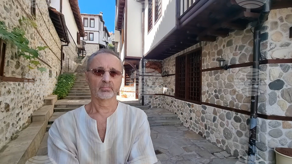 Литературните дни в Златоград ще обединят Пловдивската и Търновската съвременни книжовни школи, съобщи журналистът Ефим Ушев