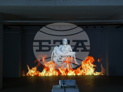 Васил Симитчиев - видеоинсталация - представяне