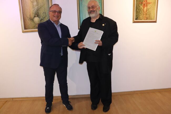 Георги Георгиев на изложба на Йоаний: Изкуството задава въпроси, които често се страхуваме да изречем и дава отговори, които не винаги сме готови да чуем