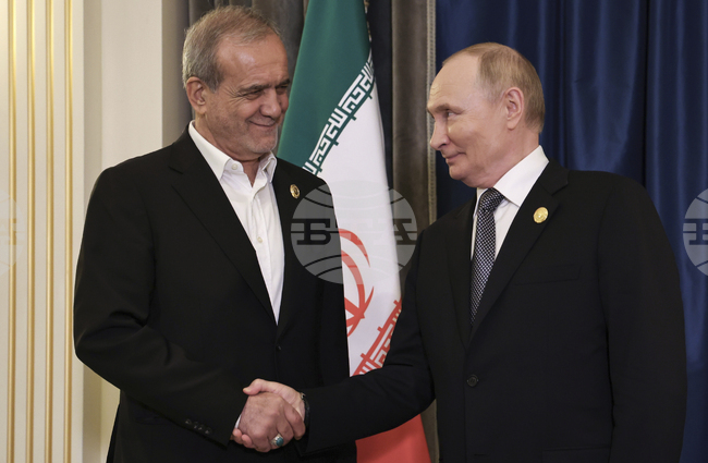 Иранският президент Пезешкиан разговоря по телефона с Путин за ядрената програма на Иран и войната в Украйна