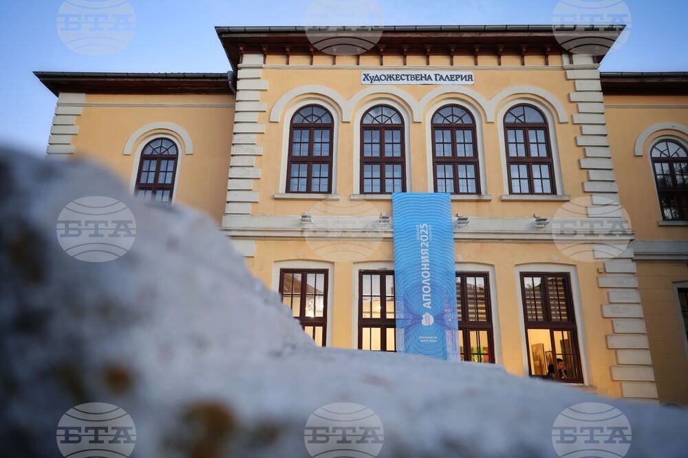 Созопол - Празници на изкуствата "Аполония" - Георги Господинов - "За прилива на минало" - среща с читатели