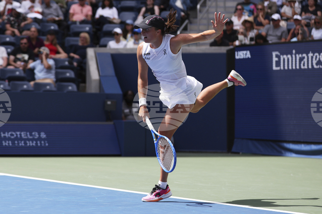 Ига Швьонтек записа експресна победа срещу Екатерина Александрова на откритото първенство по тенис на САЩ