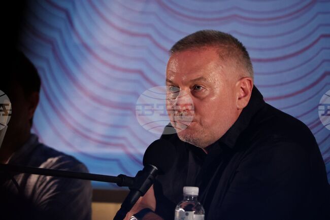 Писателят Георги Господинов ще връчи тазгодишната награда за нова българска проза „Хеликон"