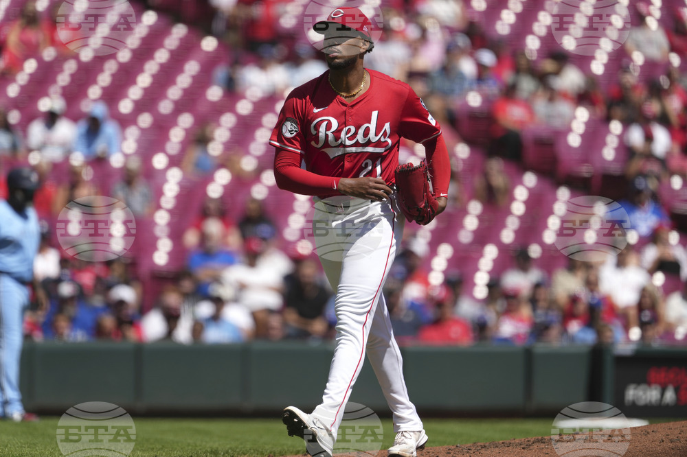 Blue Jays Reds Baseball