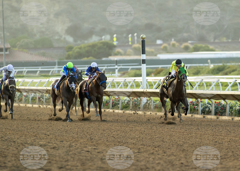 Del Mar Horse Racing