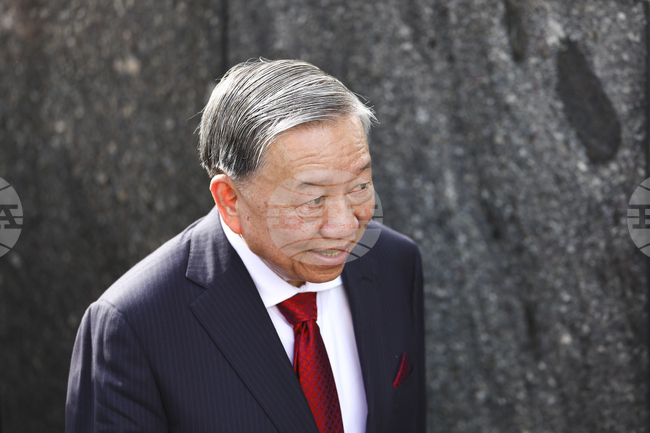 ВНА: Генералният секретар на ВКП заяви, че 80 години по-късно ВНА продължава да е стратегически и надежден информационен орган