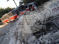 Румънско посолство - дерайлирал трамвай