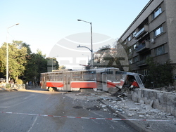 Румънско посолство - дерайлирал трамвай